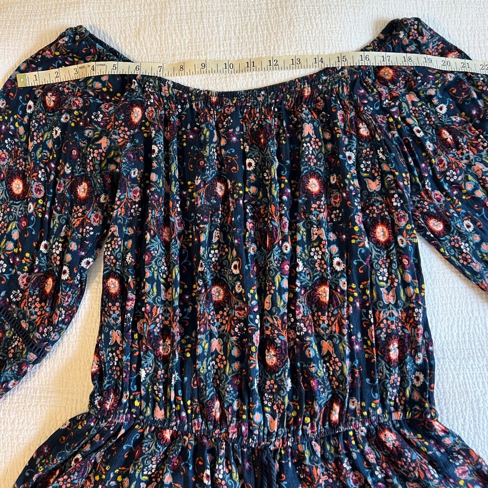 Multicolor Floral Patterned Off The Shoulder Romp… - image 5
